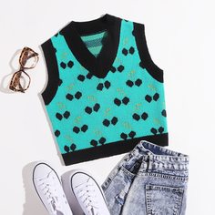Вязаный жилет с узором вишни Shein