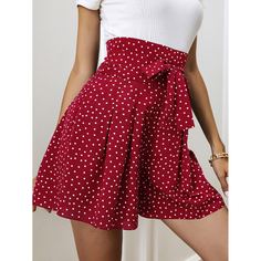 Широкие шорты в горошек с поясом Shein