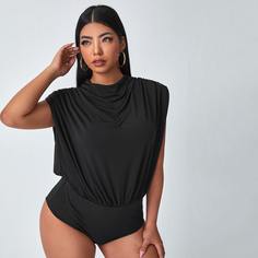 Боди размера плюс с подплечниками Shein
