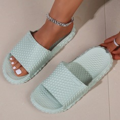 Минималистичные шлепанцы Shein