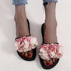 Шлепанцы с цветочным декором Shein