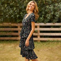 Многослойный Цветочный принт Бохо Платье Shein