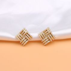 Квадратные серьги-гвоздики с искусственным жемчугом Shein