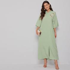 Платье с капюшоном и аппликацией Shein