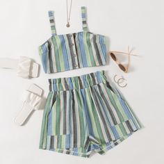 Майка и шорты в полоску Shein