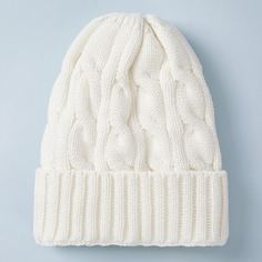 Однотонная шапка Shein