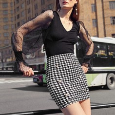 Облегающая юбка с узором "хаундстут" и пуговицами Shein