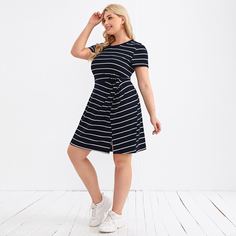 Трикотажное платье в полоску с разрезом размера плюс Shein