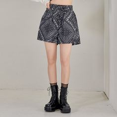 Шорты на кулиске с принтом Shein