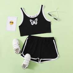 Майка с принтом бабочки и шорты для девочек Shein