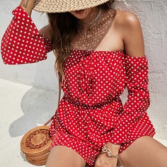 Комбинезон с открытыми плечами в горошек Shein