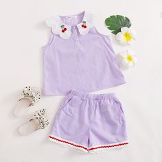 Топ и шорты с цветочной вышивкой для девочек Shein