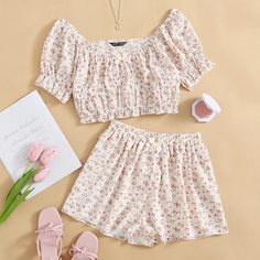 с оборками цветочный Бохо Шорты Shein