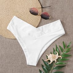 Однотонные плавки бикини Shein
