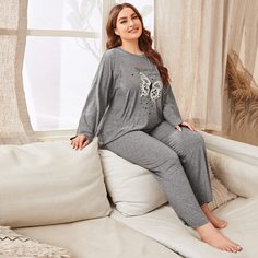 Пижама размера плюс с текстовым принтом Shein