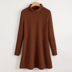 Трикотажное платье с высоким воротником Shein