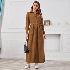 Вельветовое платье с карманом и пышным рукавом Shein