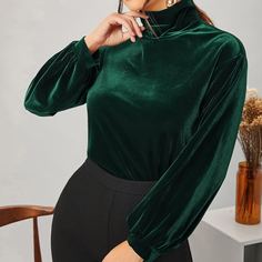 Бархатный топ с высоким воротником Shein