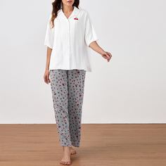 с вышивкой Фрукты и овощи Повседневный Пижамный топ Shein