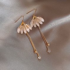 Серьги-подвески с бахромой и стразами Shein