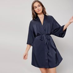 Атласный ночной халат с поясом Shein