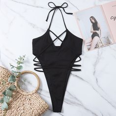 Слитный купальник с высоким разрезом Shein
