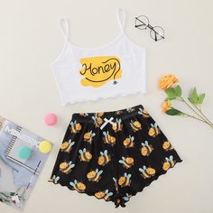 Пижама на бретельках с мультипликационным принтом Shein