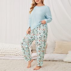 Пижама размера плюс с цветочным принтом Shein