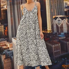 Платье с принтом зебры Shein