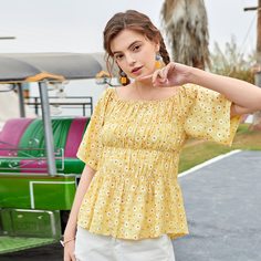 С оборками Цветочный Бохо Блузы Shein