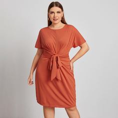 Однотонное платье размера плюс с поясом Shein
