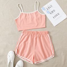 Майка и шорты с контрастной отделкой Shein