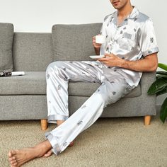 Мужская атласная пижама с карманом и лацканом Shein
