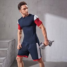 Спортивный Мужской спортивный костюм Shein