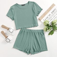 Вязаная футболка и шорты в рубчик Shein