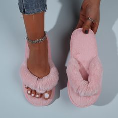 Минималистичные пушистые шлепанцы Shein
