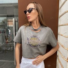 Футболка с текстовым рисунком и разрезом Shein