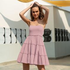 Стильное платье на бретелях Shein