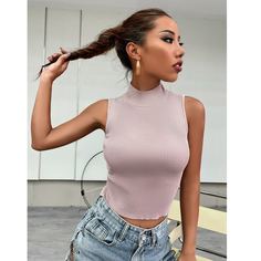 Вязаный короткий жилет в рубчик Shein
