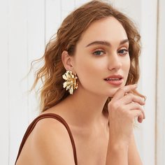 Цветочные серьги со стразами Shein