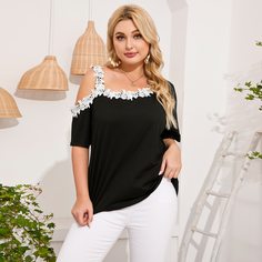 Футболка размера плюс с кружевной отделкой Shein