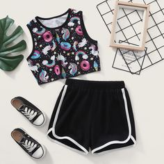 Шорты и майка с мультипликационным принтом для девочек Shein