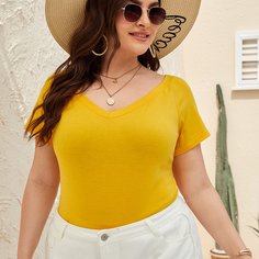 Одноцветный Повседневный Футболка размера плюс Shein