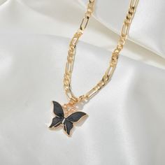 Ожерелье с бабочкой Shein