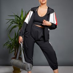 Спортивный костюм размера плюс Shein