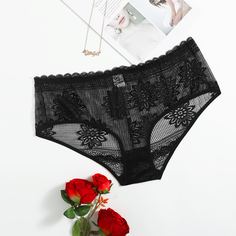Кружевные трусики размера плюс Shein