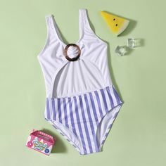 Слитный купальник в полоску с разрезом для девочек Shein