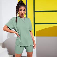 Однотонный топ и байкерские шорты Shein
