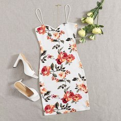 Платье на бретелях с цветочным принтом Shein