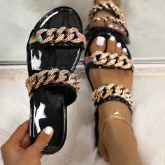 Шлепанцы с цепочкой Shein